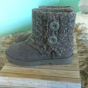 Gray faux fur ankle boots